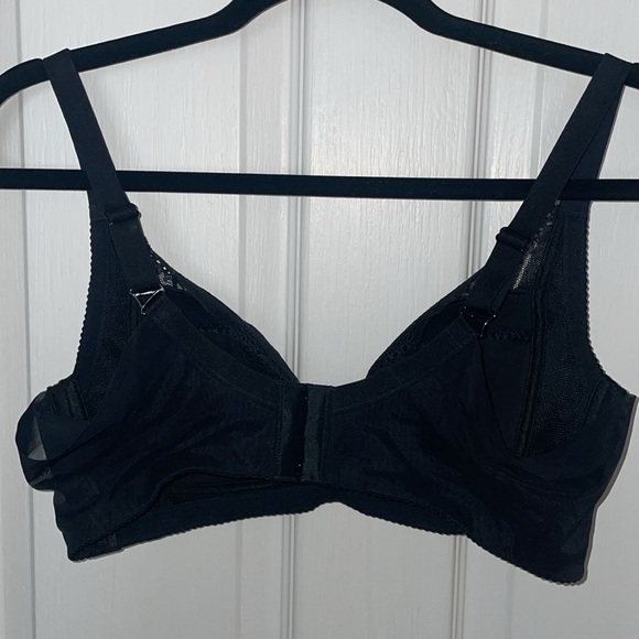 UNDERSTANCE Bra 🖤 - Picture 8 of 8